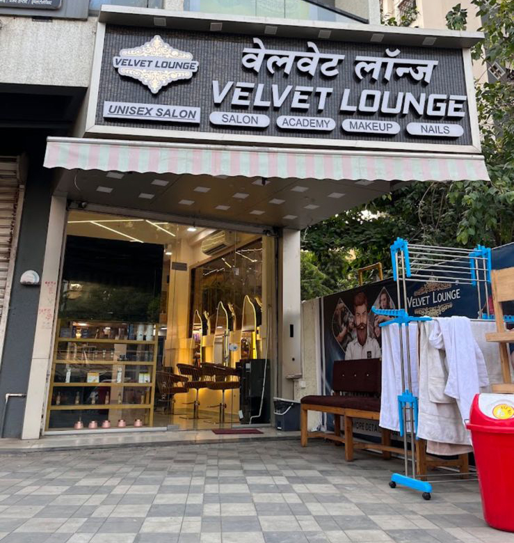 Velvet Lounge beauty look 1